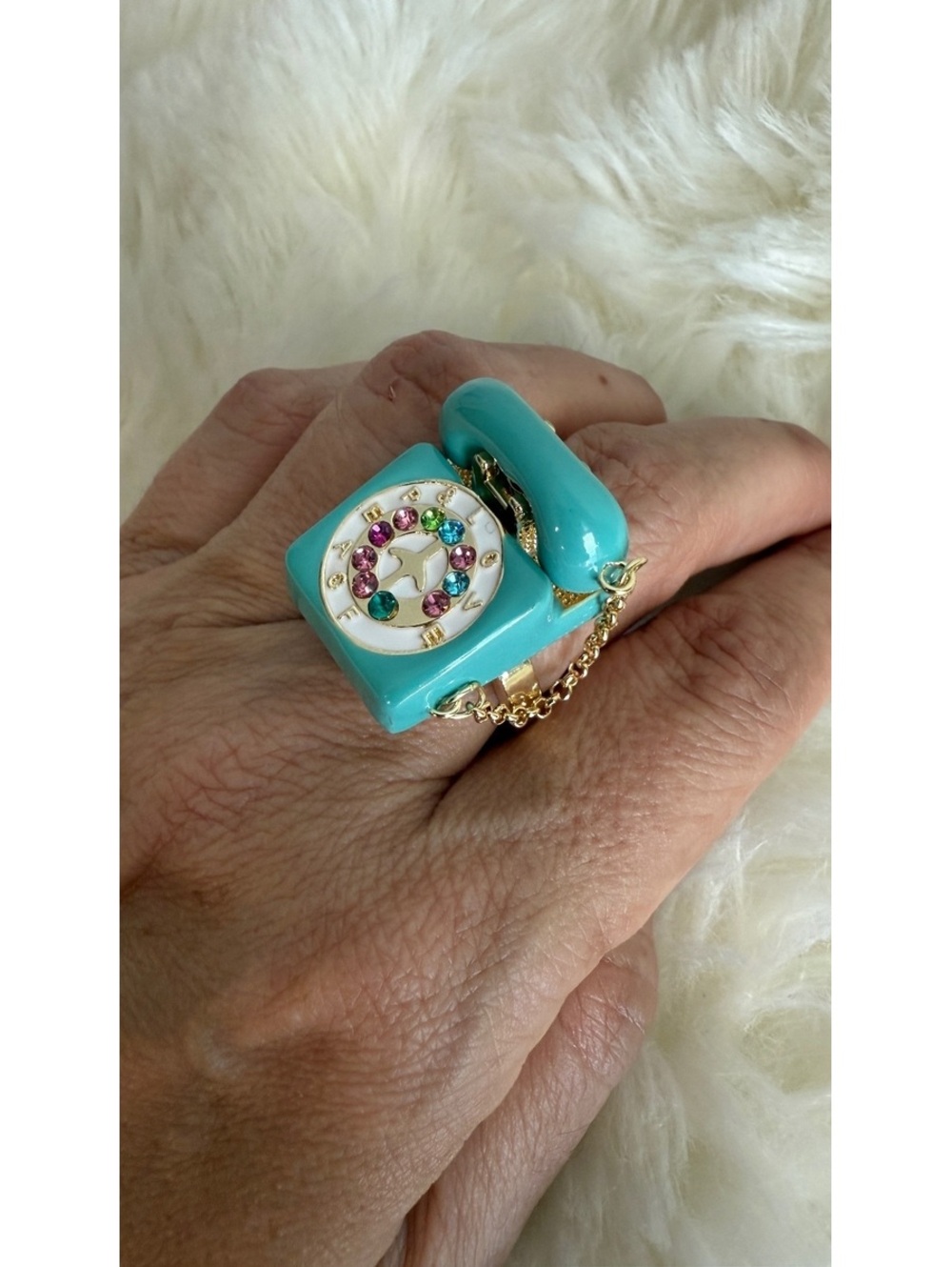 turquoise Telephone Ring Rhinestone Gold Chain kitsch Statement Ring size 6.5
